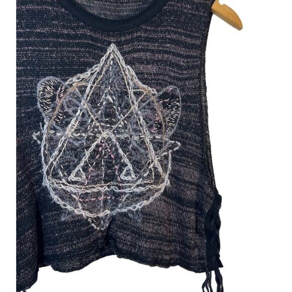 Free People Sleeveless Zodiac Embroidered Cropped Top - Picture 4 of 7